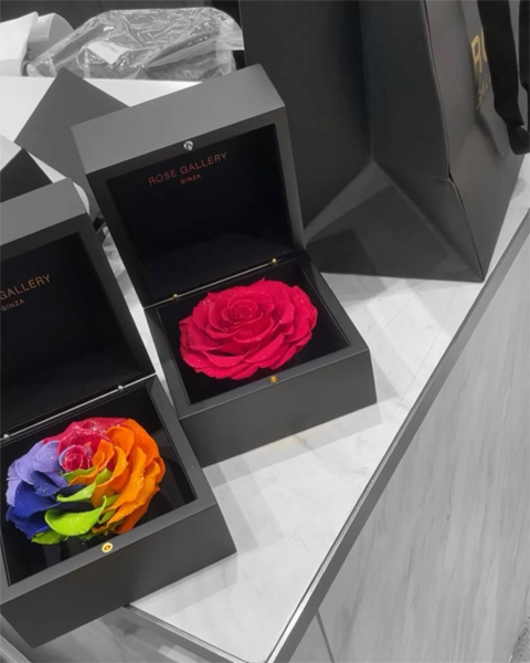 ROSE GALLERY 赤いプリザーブドフラワー ギフトボックス入り